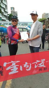 110.3.20自行車環島聯屬活動:籲請行政院加速完成專技國考新增室內設計師類科